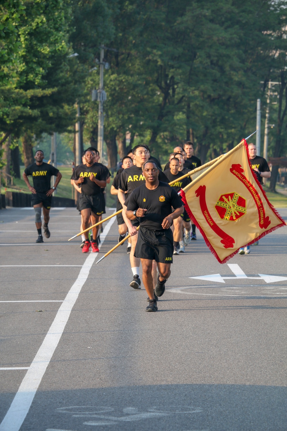 Soldiers conduct physical training at USAG Yongsan