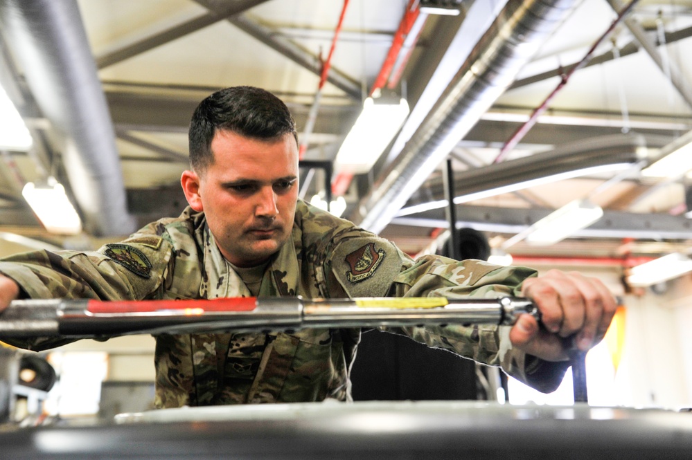 18th EMS Airmen take care of Kadena Aircraft's tires