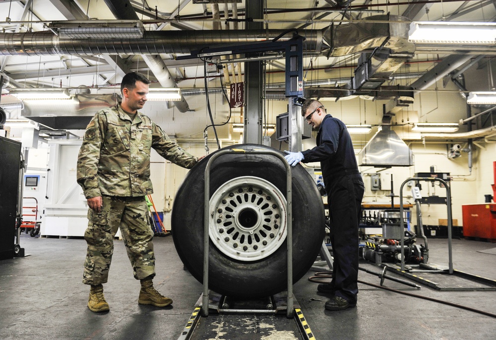 18th EMS Airmen take care of Kadena Aircraft's tires