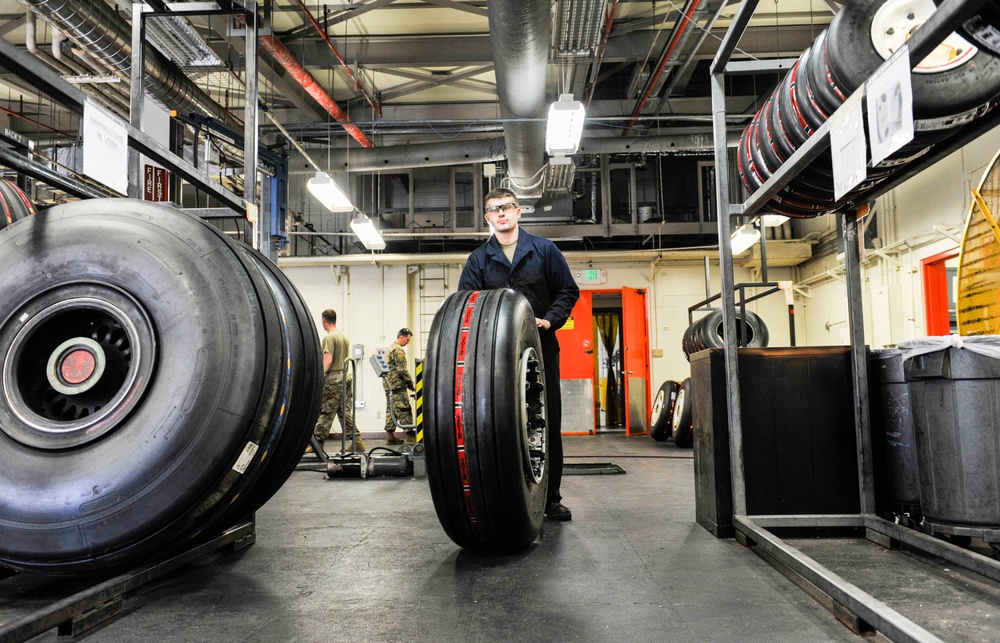 18th EMS Airmen take care of Kadena Aircraft's tires