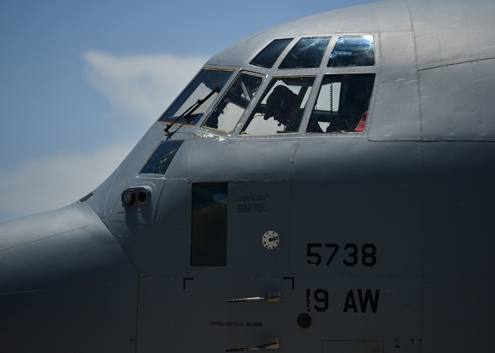 774th EAS conducts airlift operations