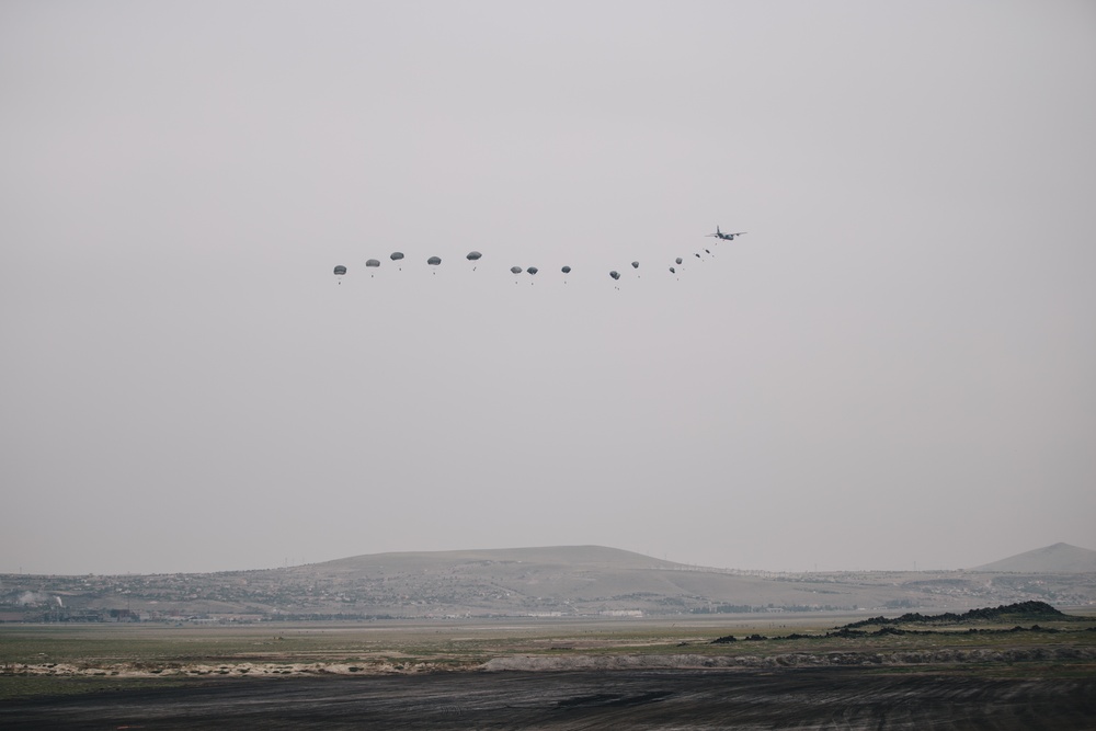 U.S. Army paratroopers jump into Turkish drop zone