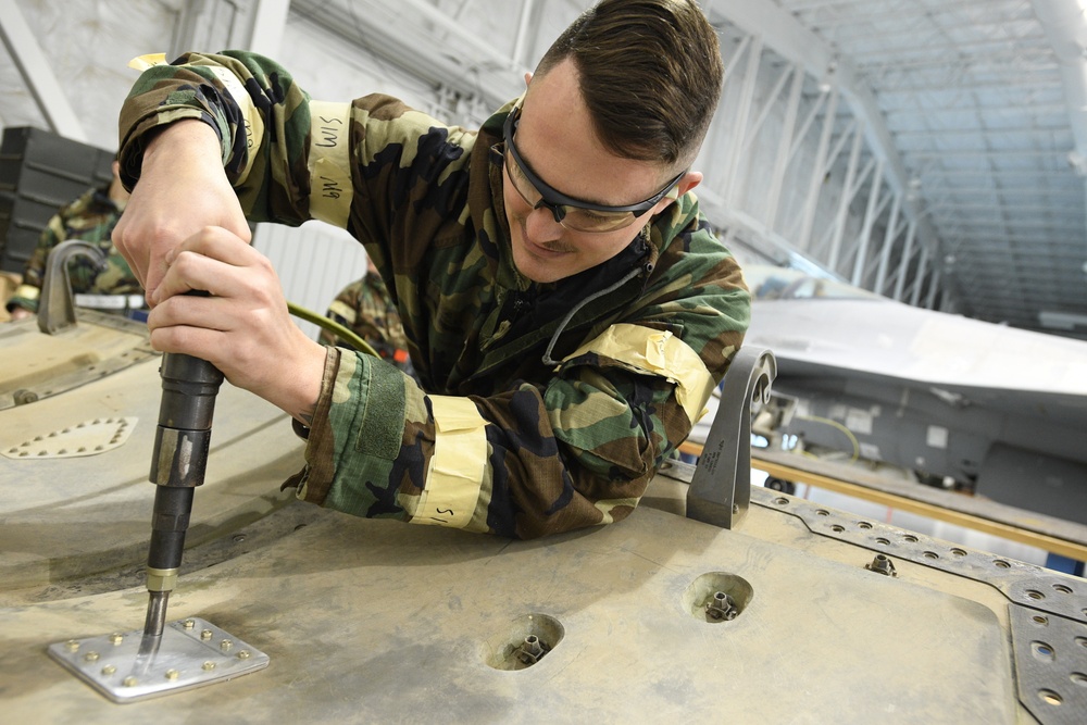 309th AMXG Expeditionary Depot Maintenance exercise