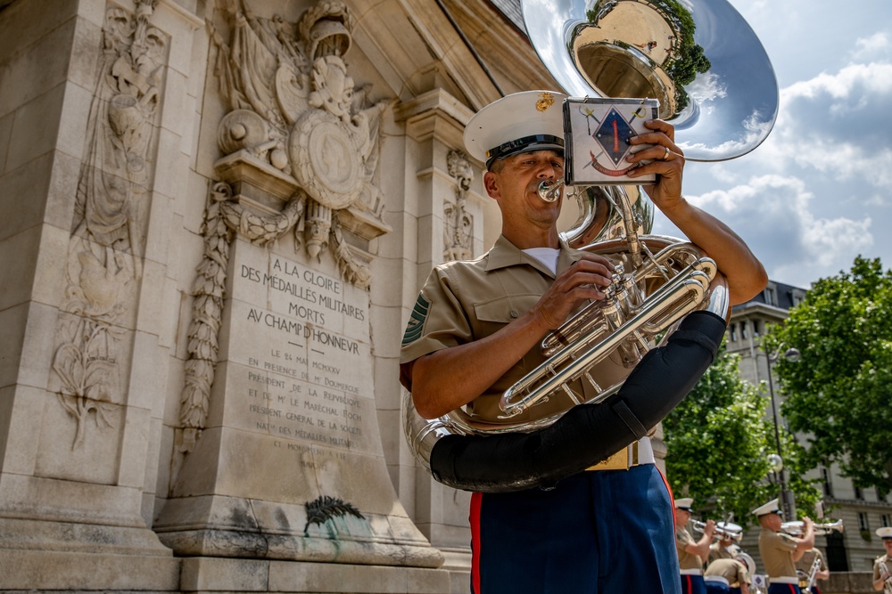 1st Marine Division Band Visits Paris