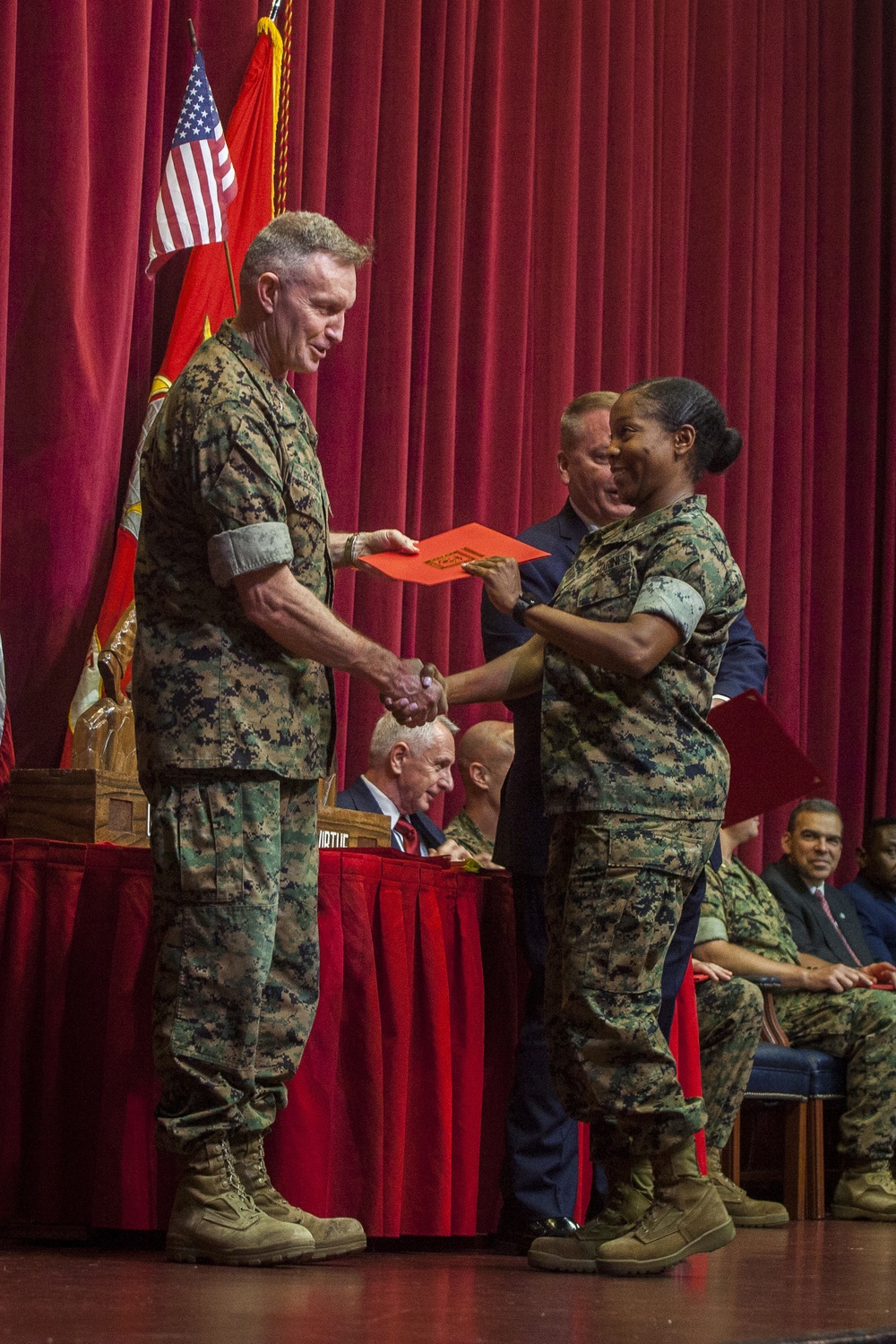 U.S. Service members graduate CDET