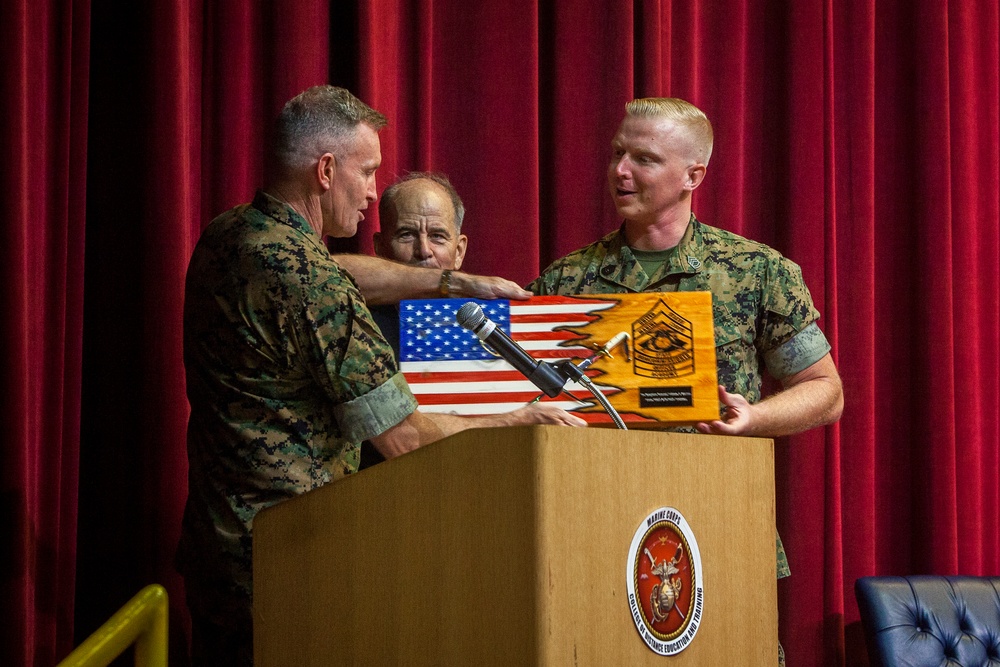 U.S. Service members graduate CDET