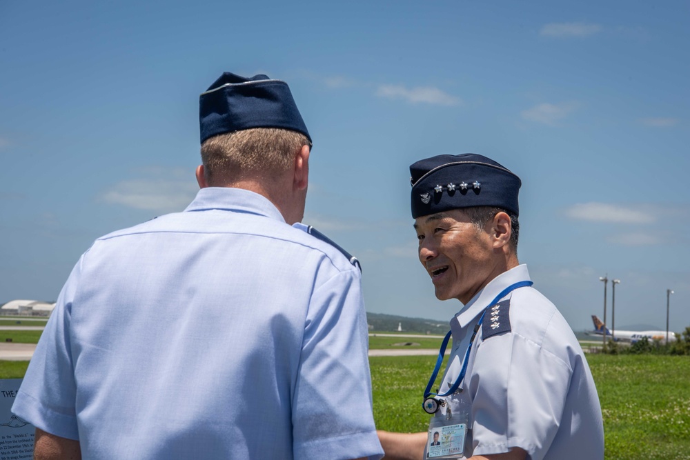 JASDF Chief of Staff, U.S. Forces Japan commander visit Okinawa