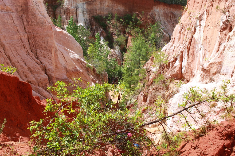 MCLBA Marines participate in PME hike
