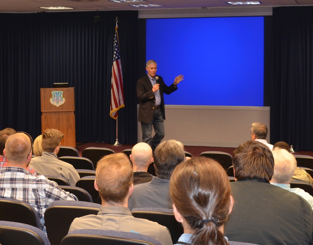 USACE Chief of Engineering and Construction visits Albuquerque District