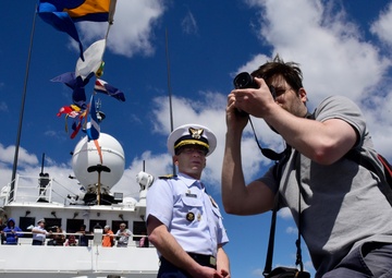 Ship Captain provides media tour during Fleet Week