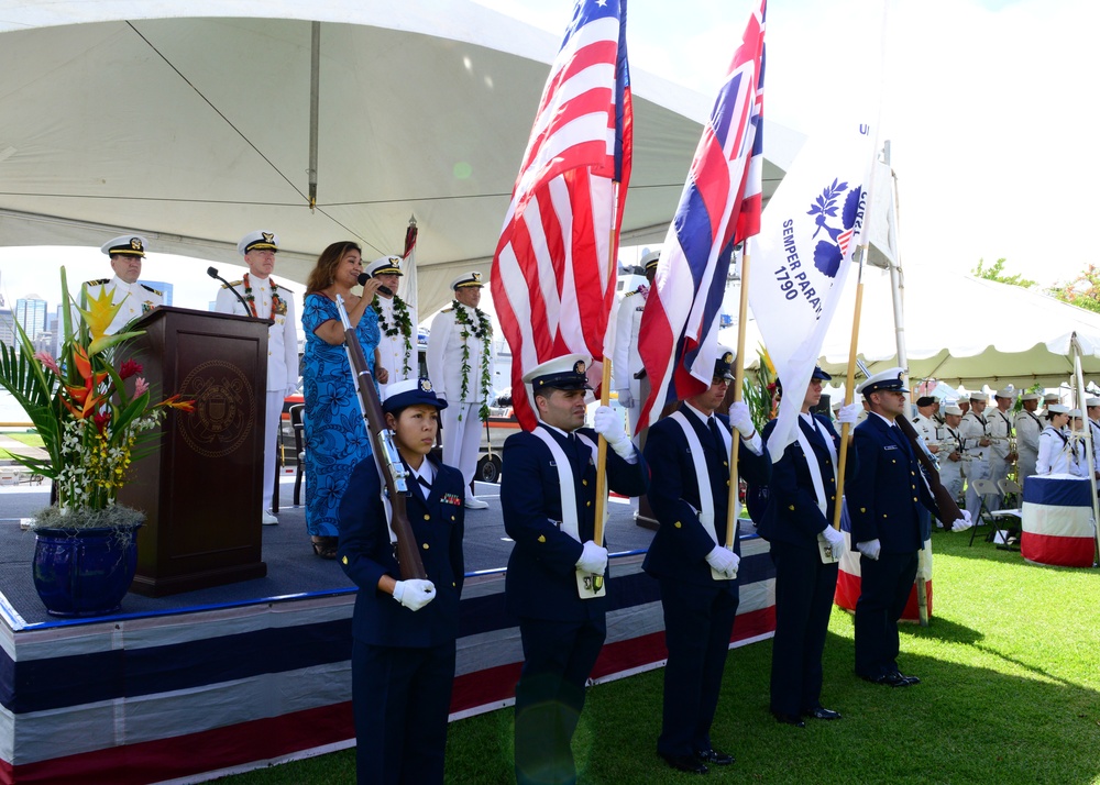 Coast Guard Sector Honolulu holds change of command ceremony