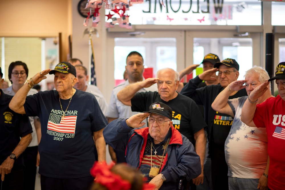 Service Members Visit Senior Center