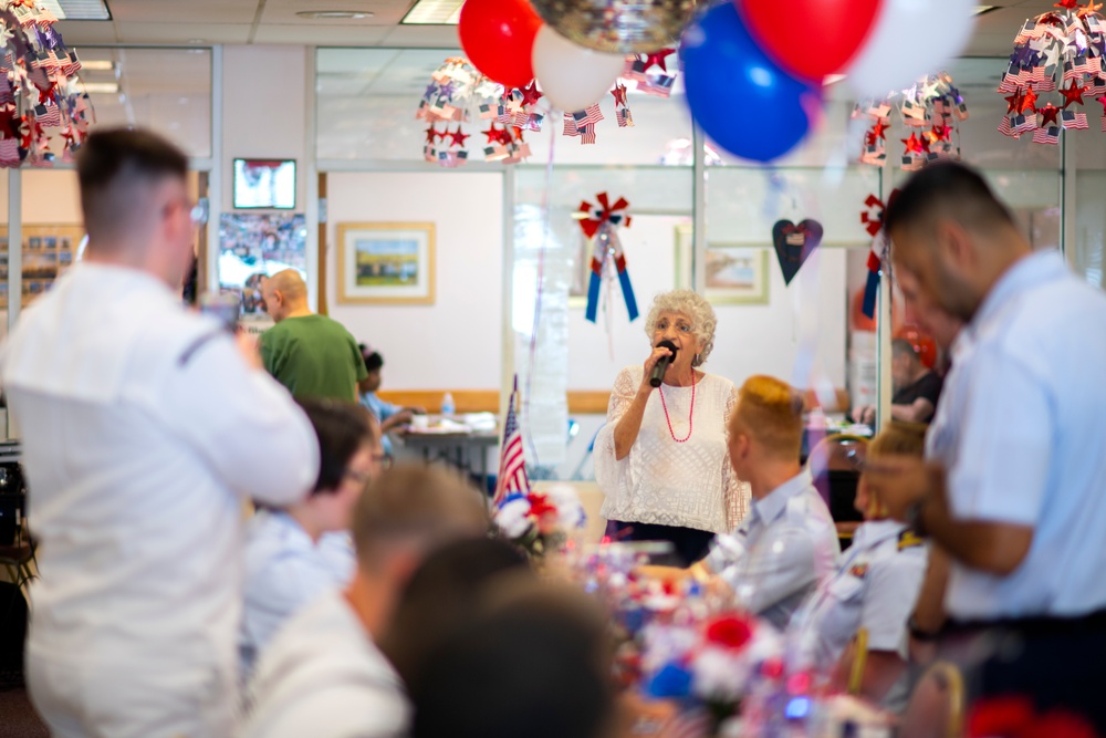 Service Members Visit Senior Center