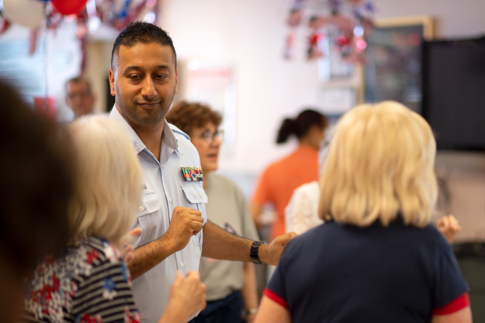 Service Members Visit Senior Center