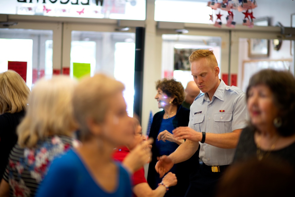 Service Members Visit Senior Center