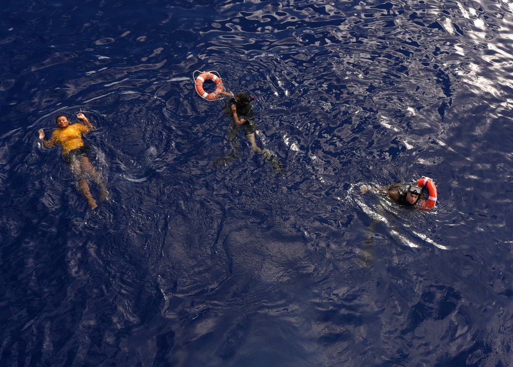 Blue Ridge/7th Fleet Team Participates in Challenger Deep Swim Call