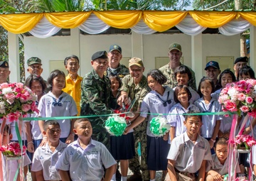 Pacific Partnership 2019 Conducts Ribbon Cutting Ceremony at Ban Mabfugthong School