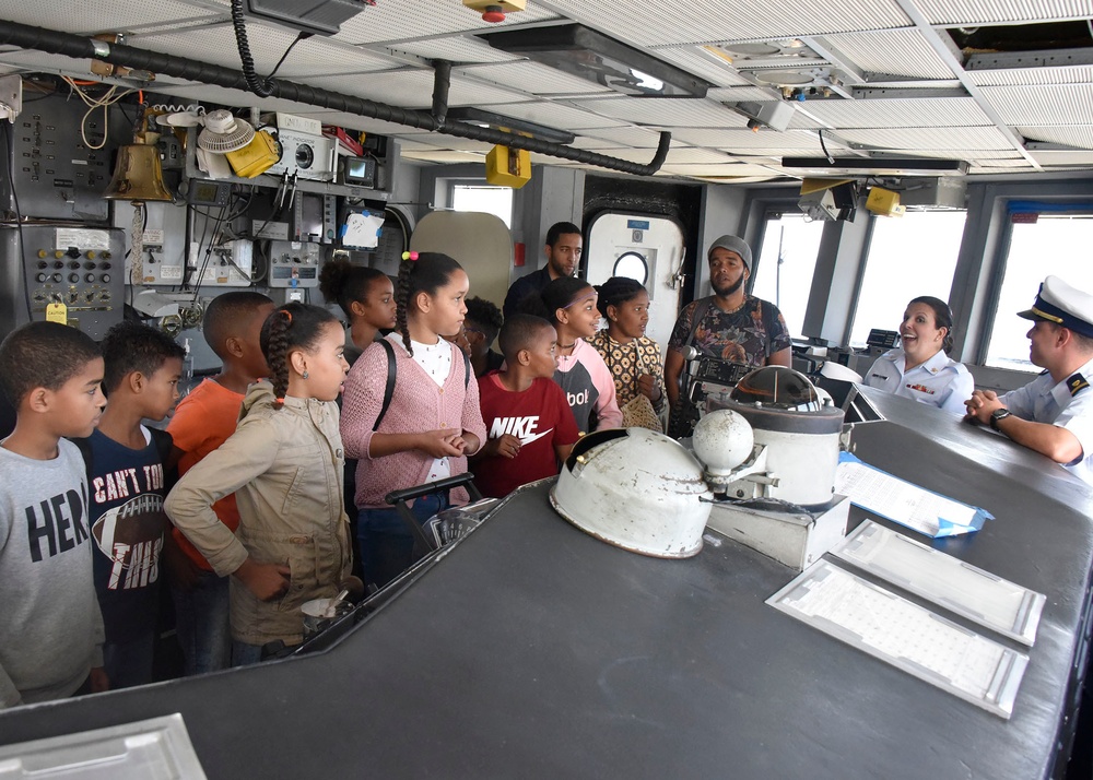 Coast Guard Cutter Thetis gives tours to Cabo Verde students