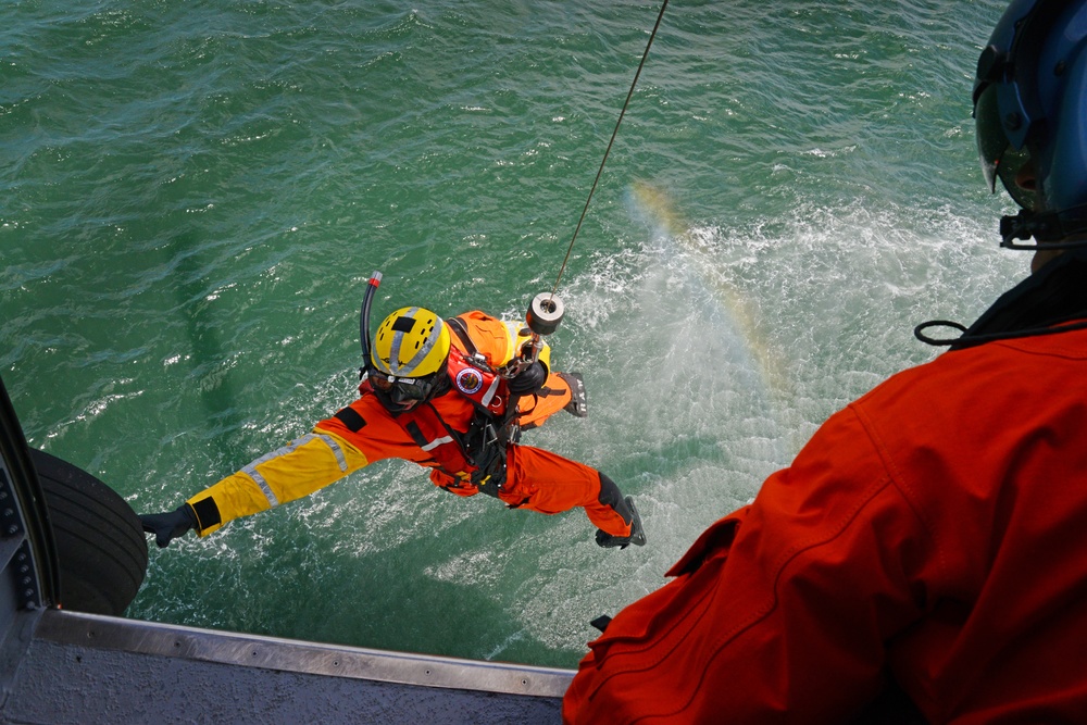 Coast Guard participates in Bethpage Air Show 2019