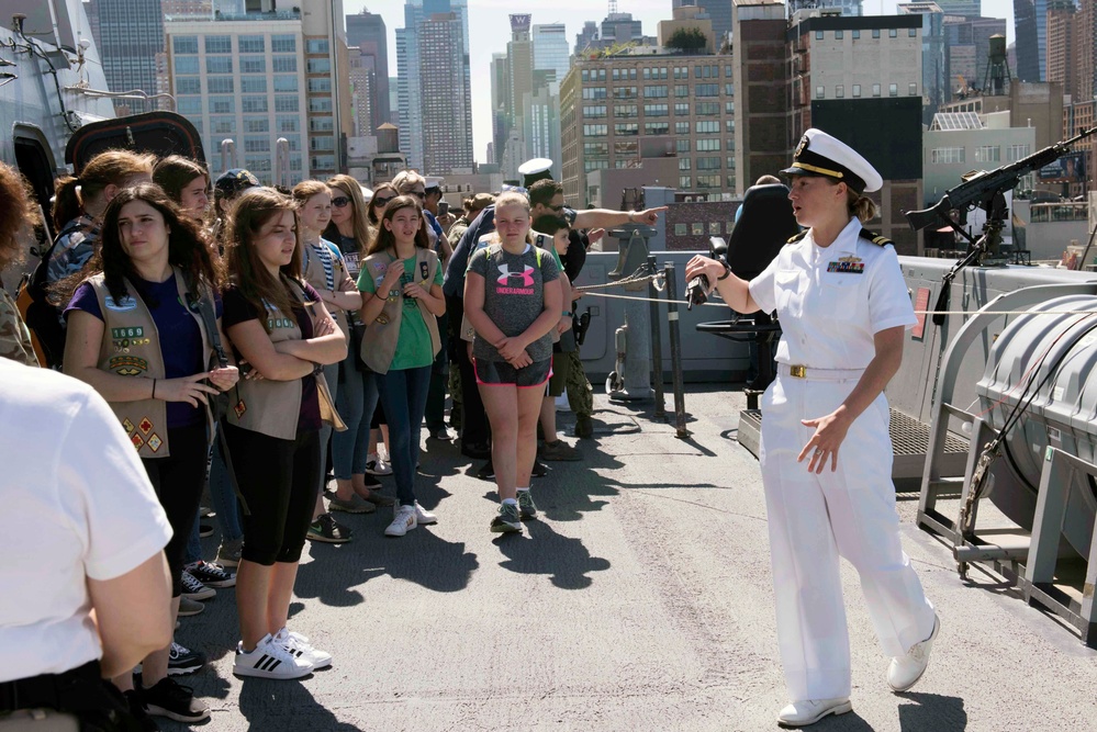 Girl Scouts Visit USS New York during FWNY 2019