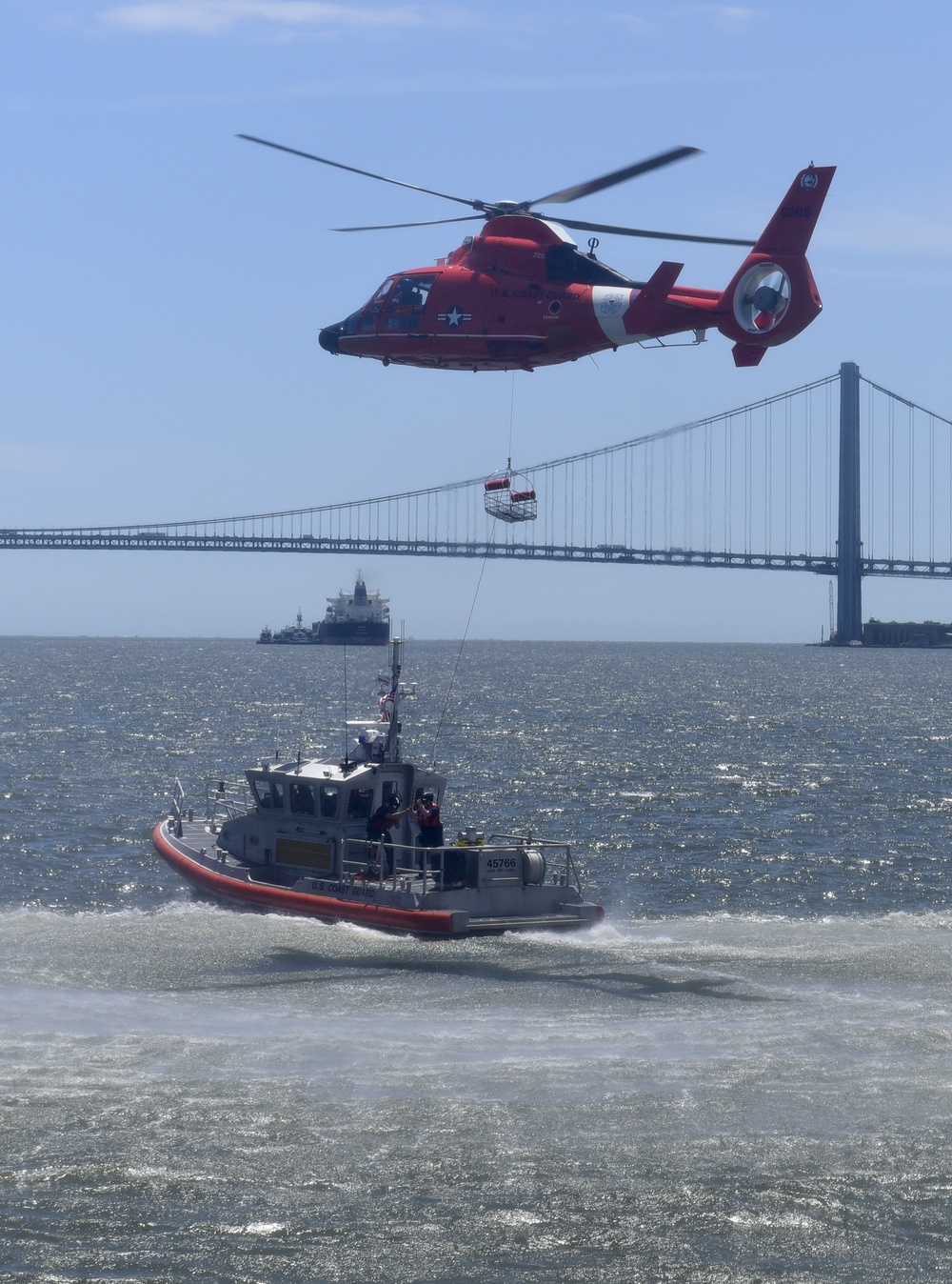 Coast Guard demonstrates Rescue at Fleet Week 2019