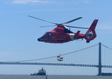 Coast Guard demonstrates Rescue at Fleet Week 2019
