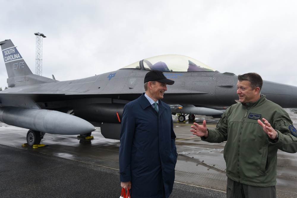 NORDEFCO State Secretaries visit ACE 19
