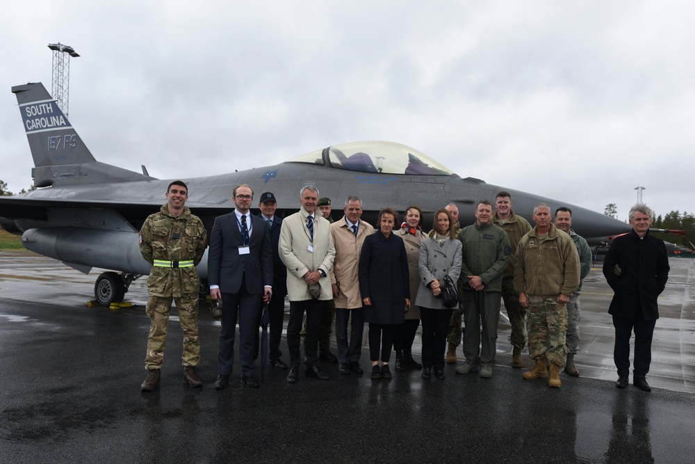 NORDEFCO State Secretaries visit ACE 19