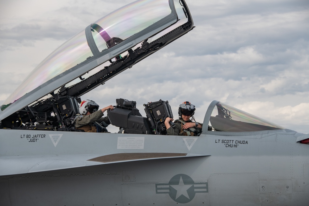 United States Air Force pilot takes highway to the danger zone during NE19