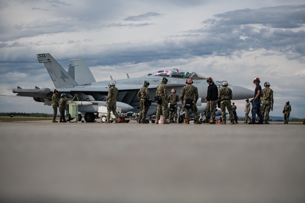 United States Air Force pilot takes highway to the danger zone during NE19