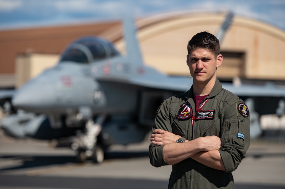 U.S. Air Force pilot takes highway to the danger zone during NE19