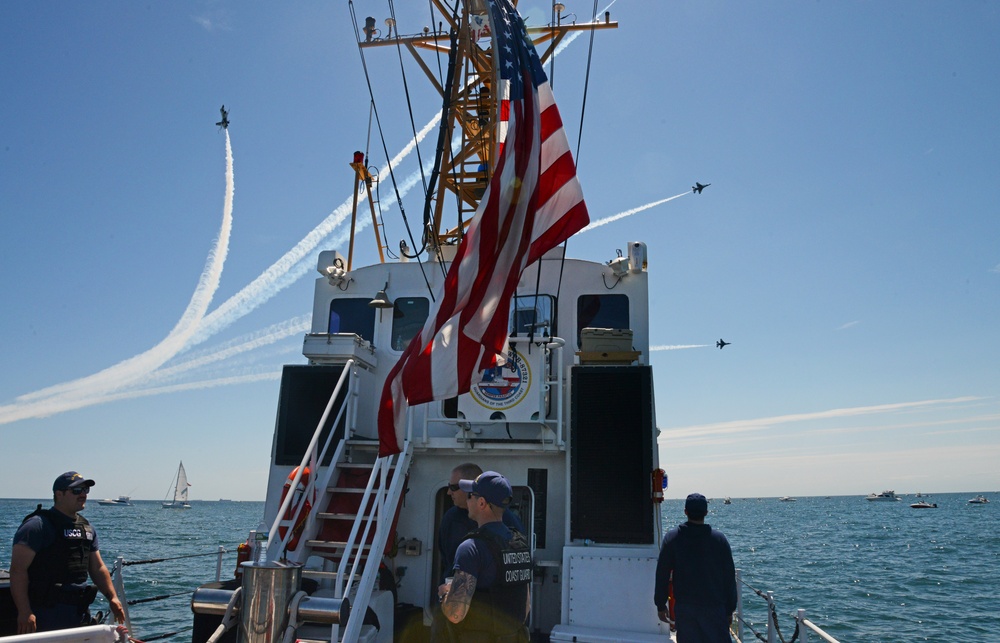 DVIDS Images Coast Guard participates in Bethpage Air Show 2019