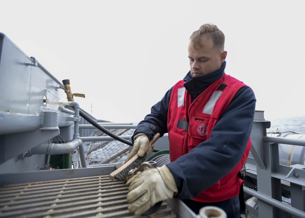 Nimitz Sailor Conducts Maintence