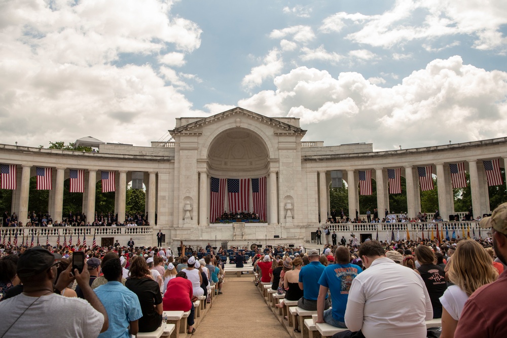 Nation Honors Fallen Service Members at Arlington Memorial Day Service