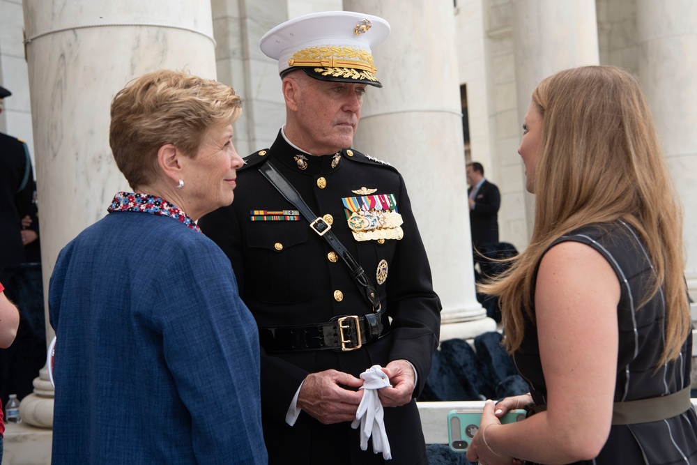 Nation Honors Fallen Service Members at Arlington Memorial Day Service