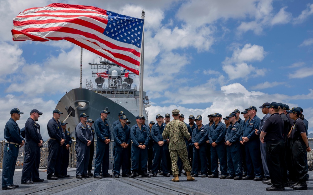 CNO Visits Ships, Speaks with Sailors in Hawaii