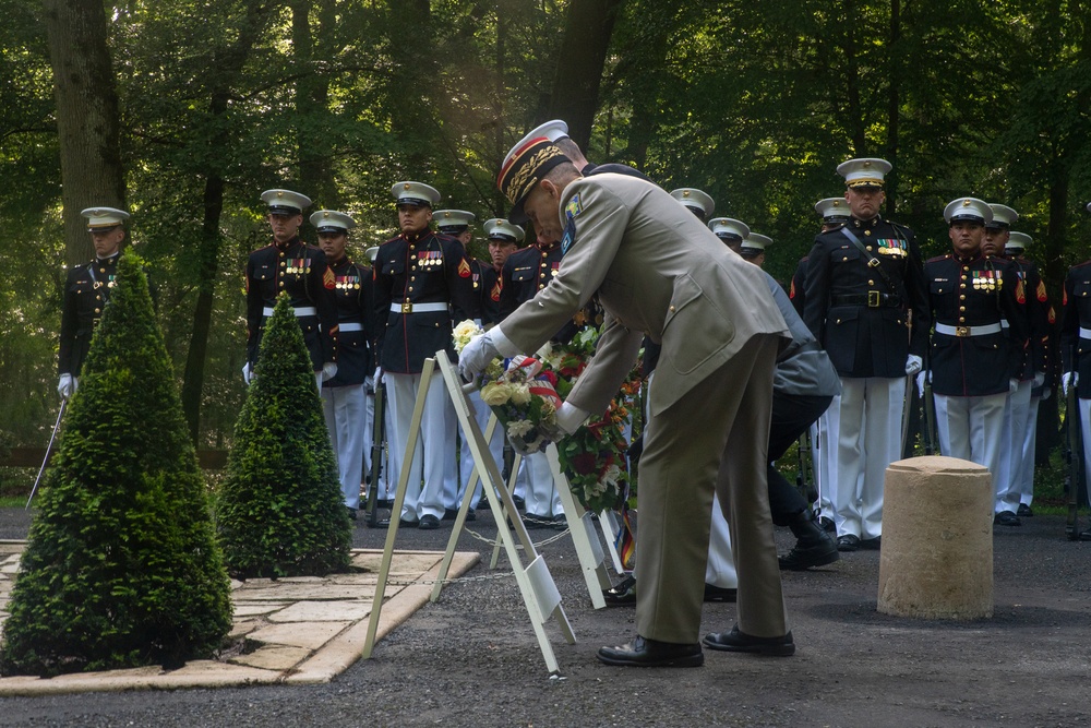 Iron Mike Statue wreath-laying Ceremony