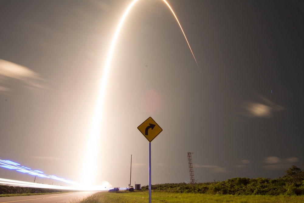 Falcon 9 Starlink launches 60 satellites at Cape Canaveral