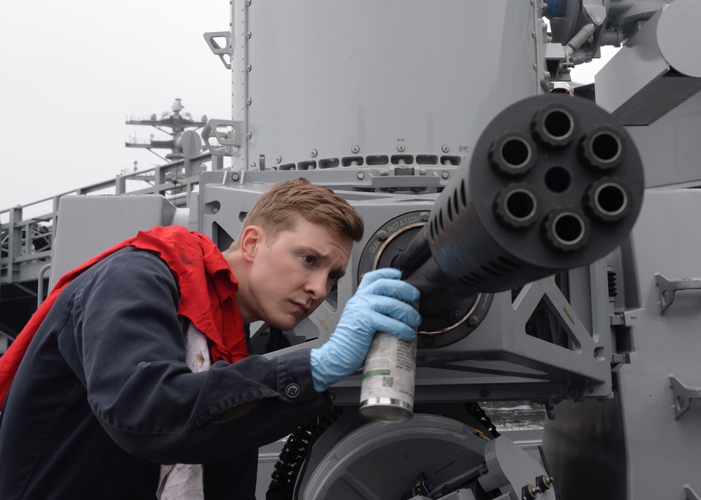 Nimitz Sailor Conducts Maintenance