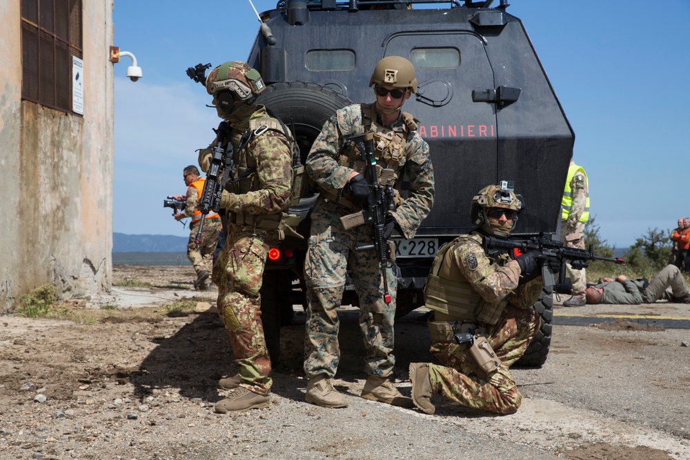 SPMAGTF-CR-AF 19.2 and Italian military conduct Raid Rehearsal
