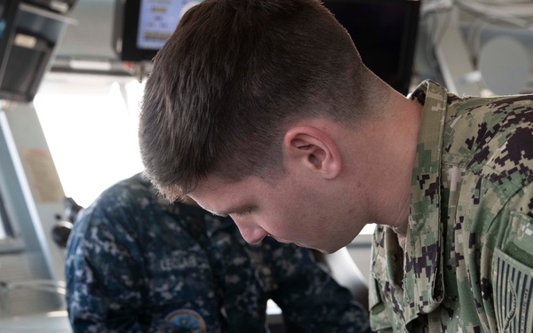 ET2 Ward Reenlistment