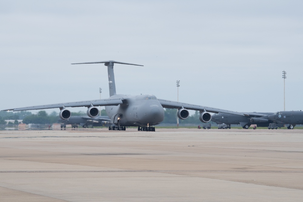 A C-5M Super Galaxy arrives at Barksdale