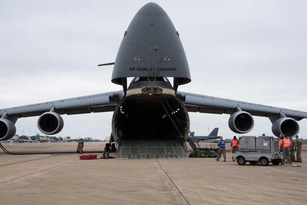 A C-5M Super Galaxy arrives at Barksdale