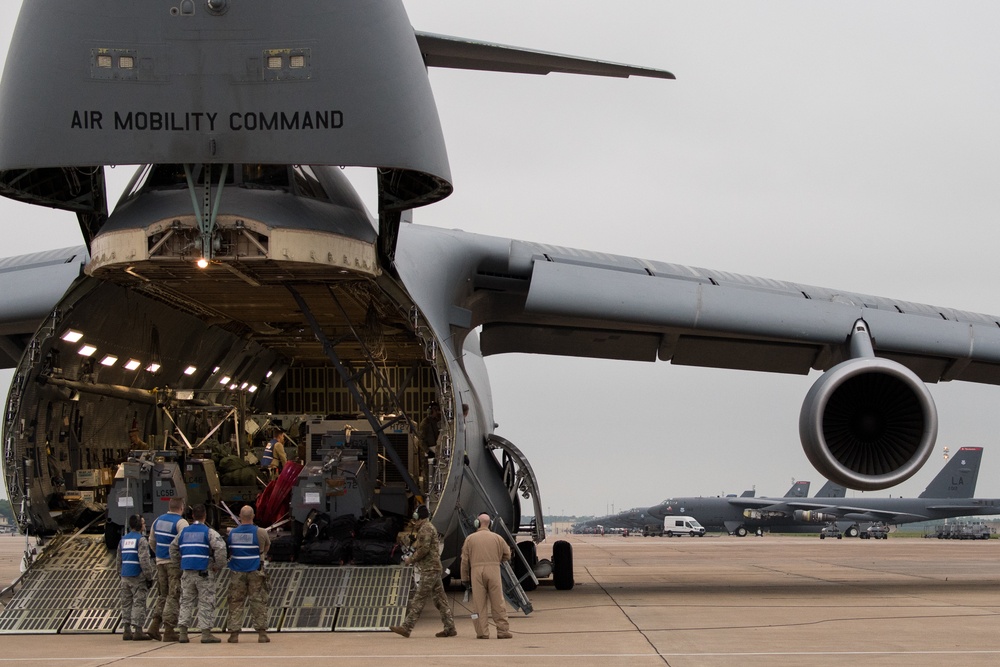A C-5M Super Galaxy arrives at Barksdale