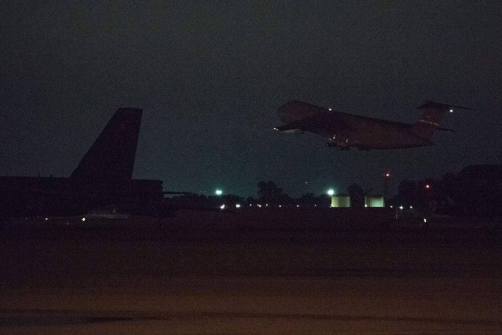 A C-5M Super Galaxy arrives at Barksdale