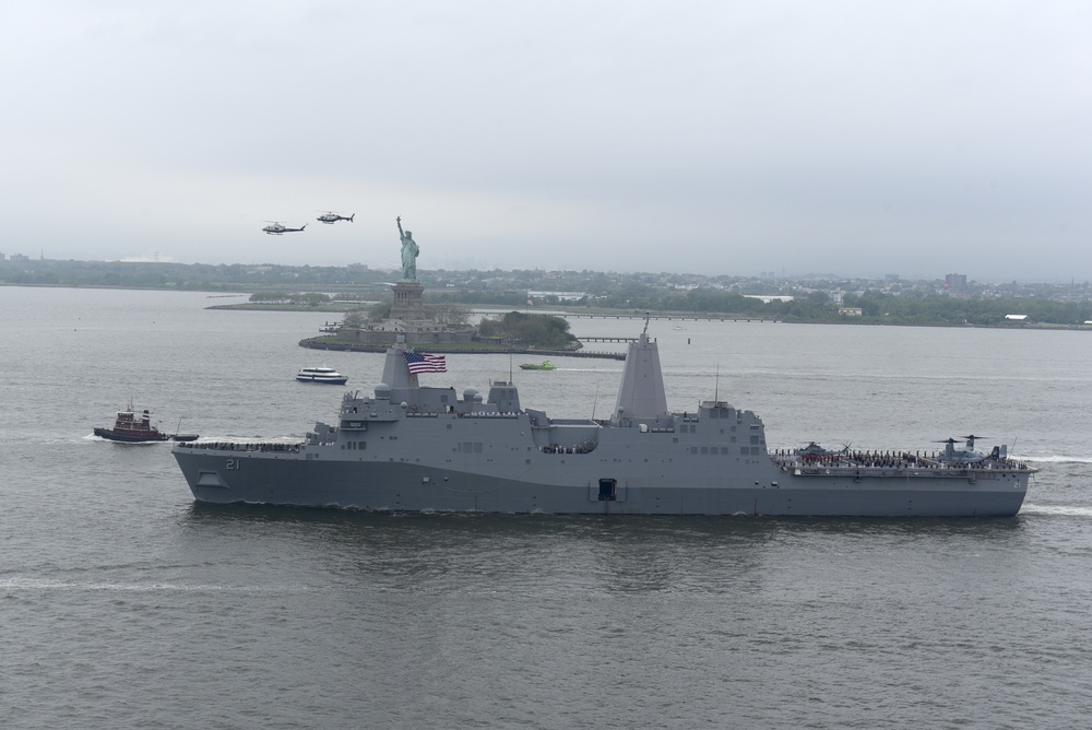 USS New York Leaves after Fleet Week NY