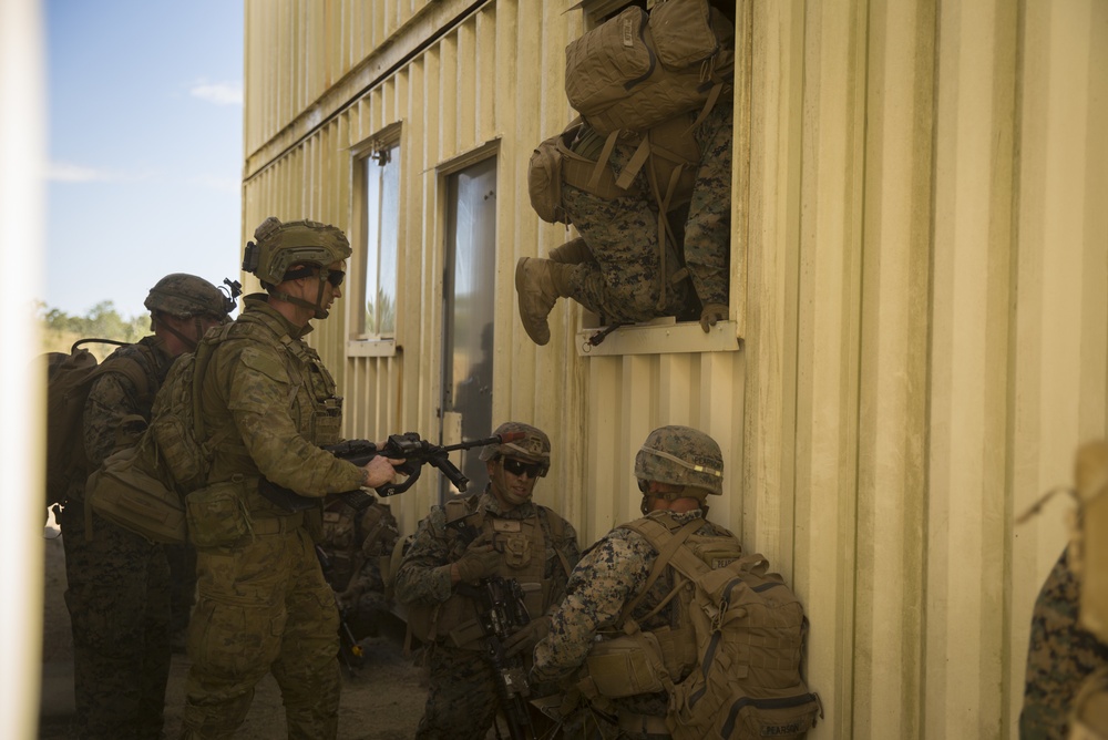 U.S. Marines, ADF and AFP conduct MOUT training