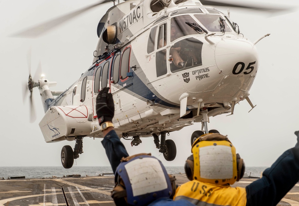 USS Preble Conducts Personnel Transfer