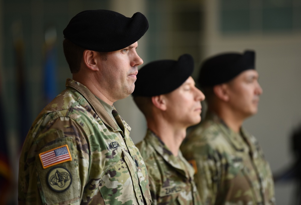 1st Battalion, 210th Aviation Regiment change of command ceremony