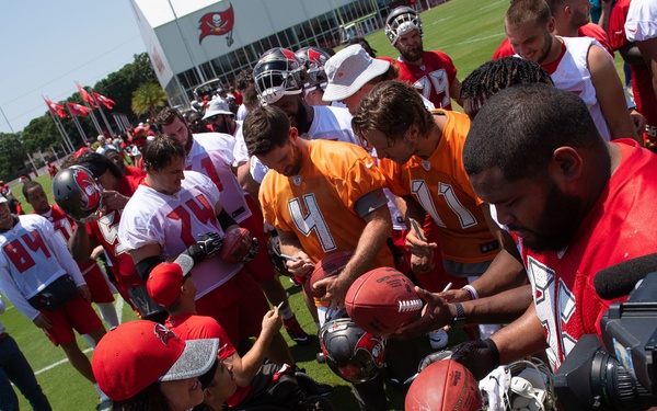 Care Coalition athletes meet Tampa Bucs